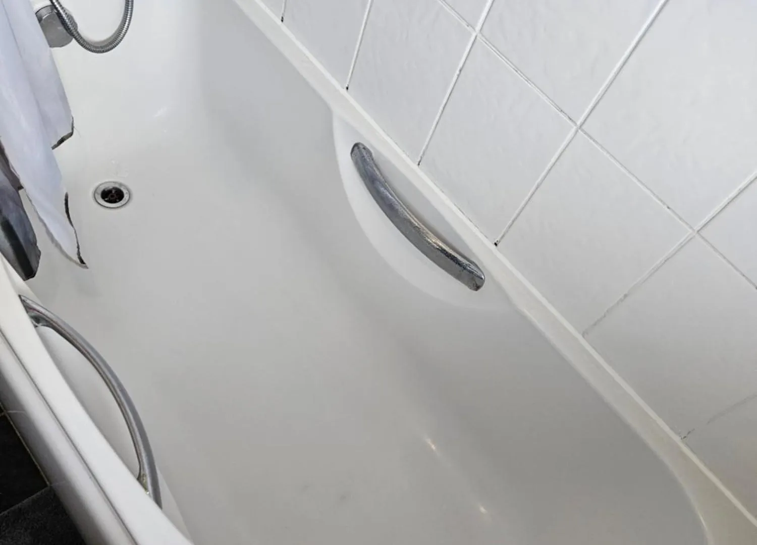 Comfortable Single Room In Family Home, Heathrow Airport Northolt  0*, Northolt (Greater London)